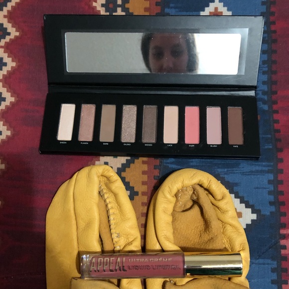 🆕 Studio makeup palette👁 - Picture 2 of 3